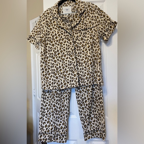 Printfresh Other - Printfresh Leopard Cropped Pajama Set
